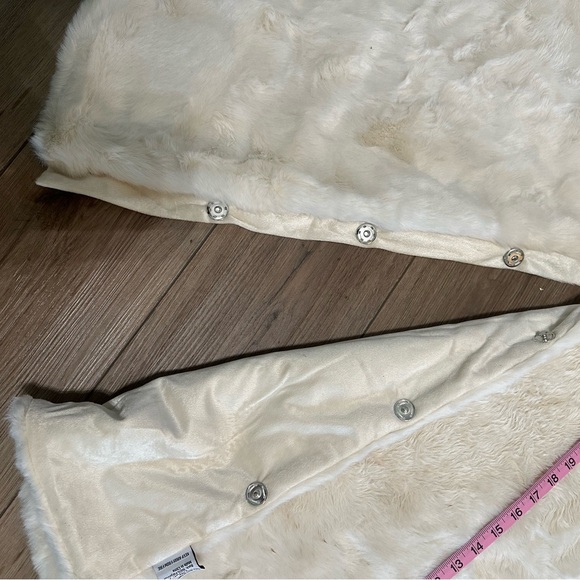 Falda de árbol de navidad de 60” color blancanieves - Picture 5 of 8